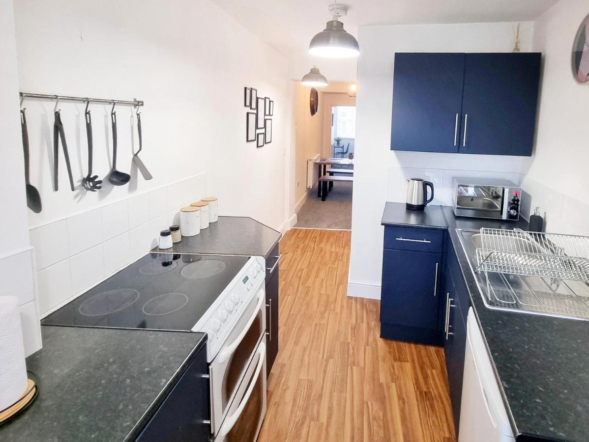 Stylish 2 Bed Apartment With Free Parking, Speed Wifi, Free Parking コルチェスター エクステリア 写真